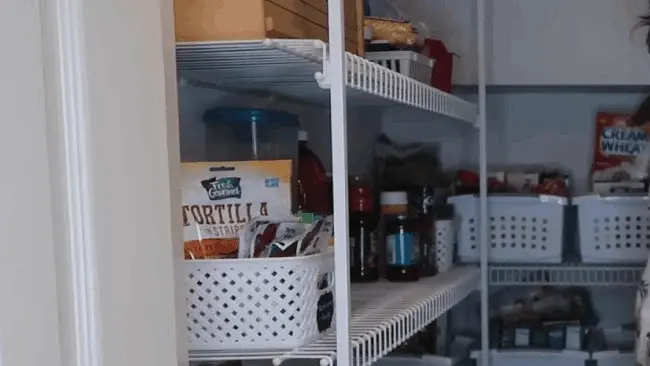 In what order should a wire shelves pantry be organized
